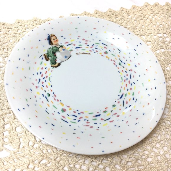 Dishes 3 Piece Set M. J. Hummel “Looking Around” - Picture 4 of 16